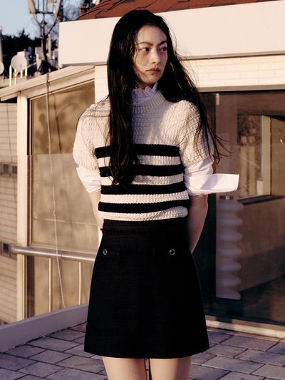 FRONTROW Tweed_Fringed Tweed Mini Skirt