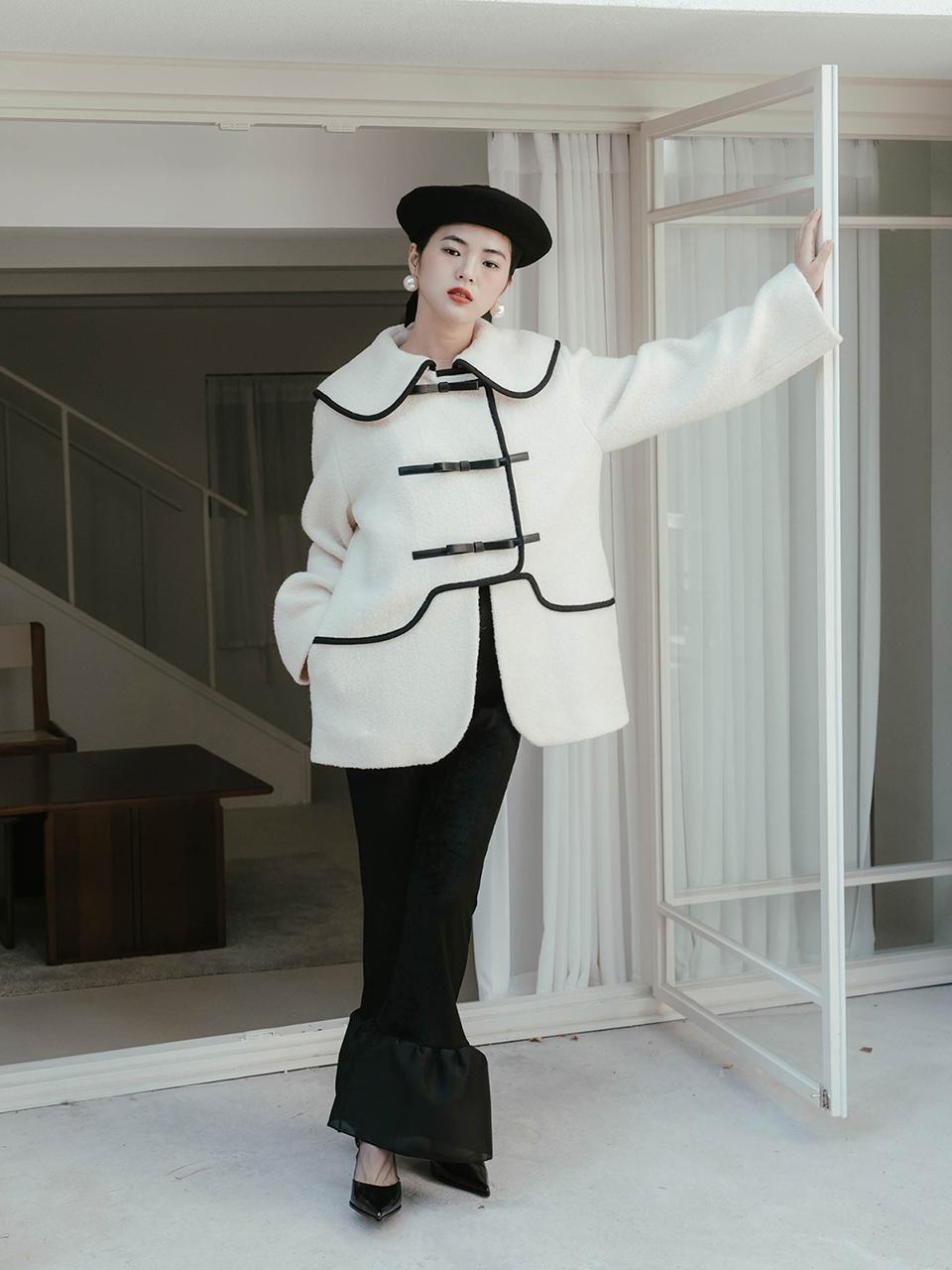 GAYEON LEE Boucl Ribbon Half-Length Wool Coat [Beige]