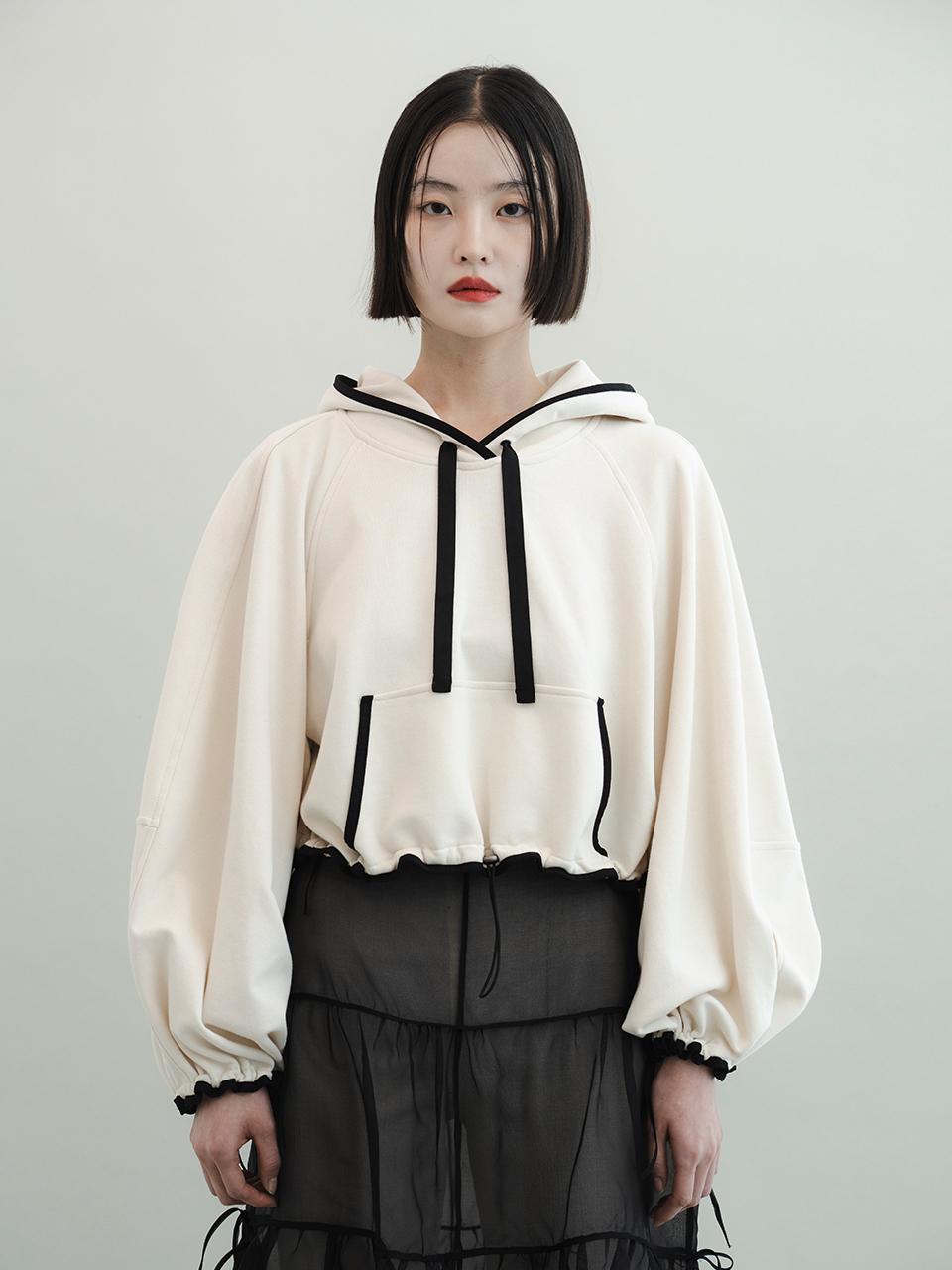 GAYEON LEE CHANI Hoodie Top-White