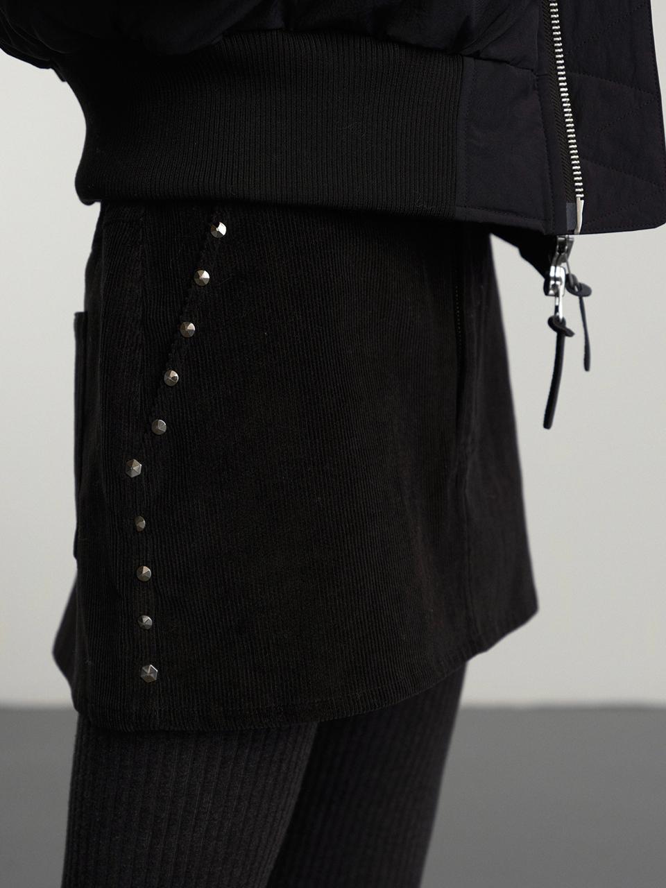 GBH APPAREL Corduroy Stud Point Mini Skirt [Black]