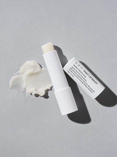 GBH COSMETIC Moisturizing Lightweight Fragrance-Free Lip Balm
