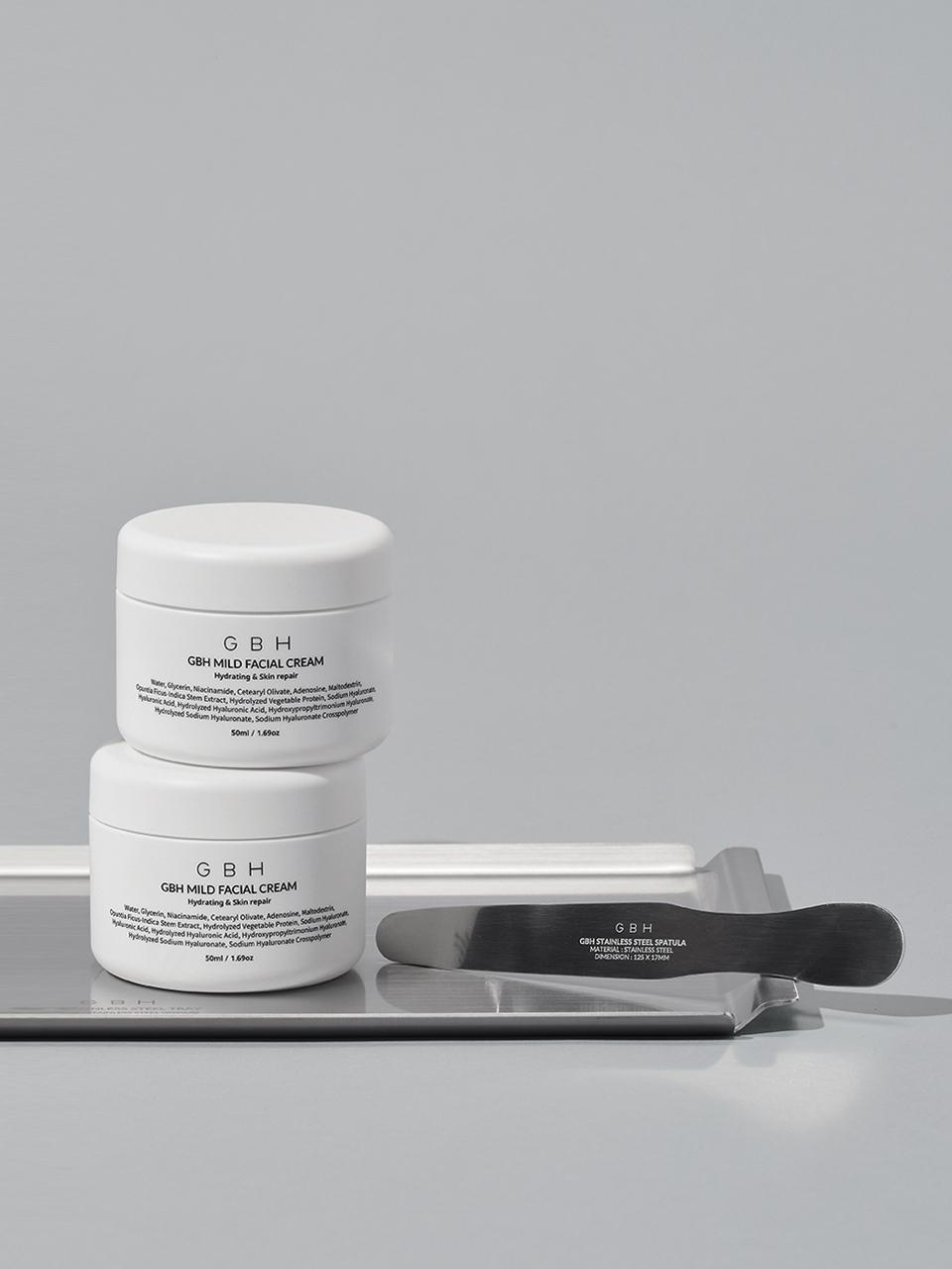 GBH COSMETIC Stainless Steel Ergonomic Spatula