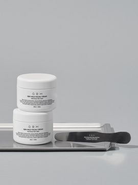 GBH COSMETIC Stainless Steel Ergonomic Spatula