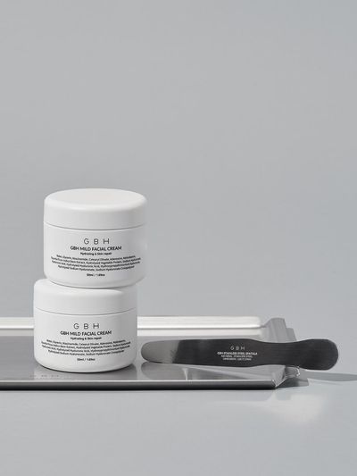 GBH COSMETIC Stainless Steel Ergonomic Spatula