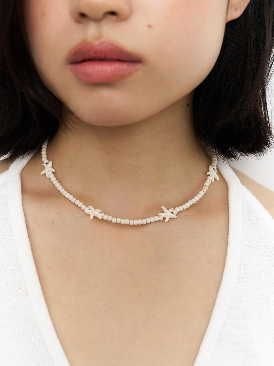 geegee Seastar Sandy Necklace