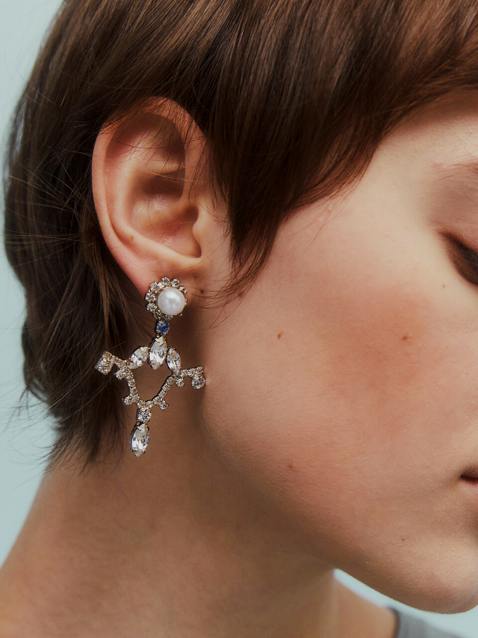 gemma alus design Unbalanced Crystals Earrings