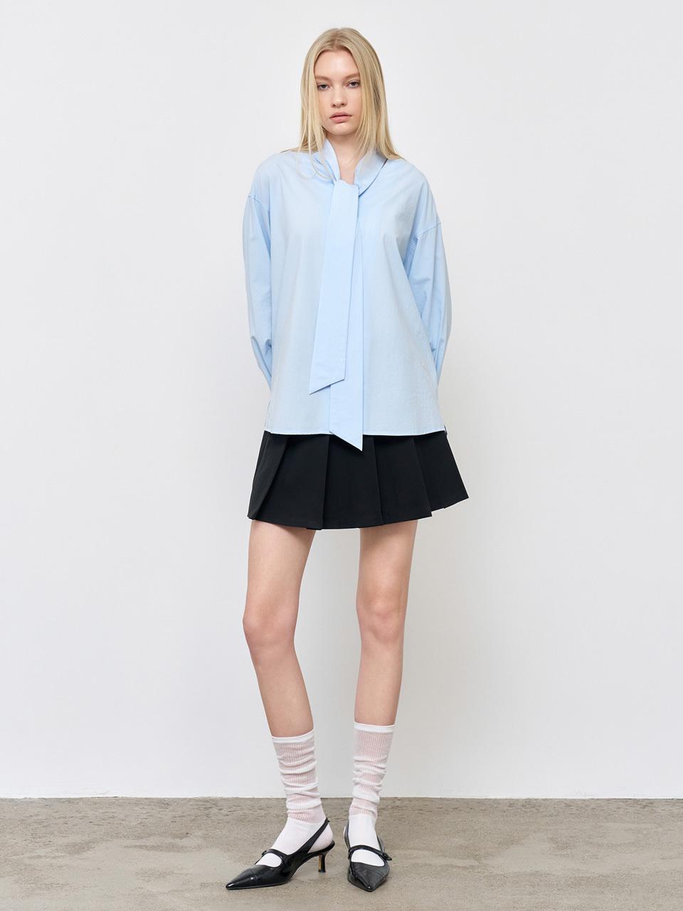 GENERAL IDEA Loose-fit Tencel-cotton V-neck Shirt [SKY BLUE] (WBE1L03509)