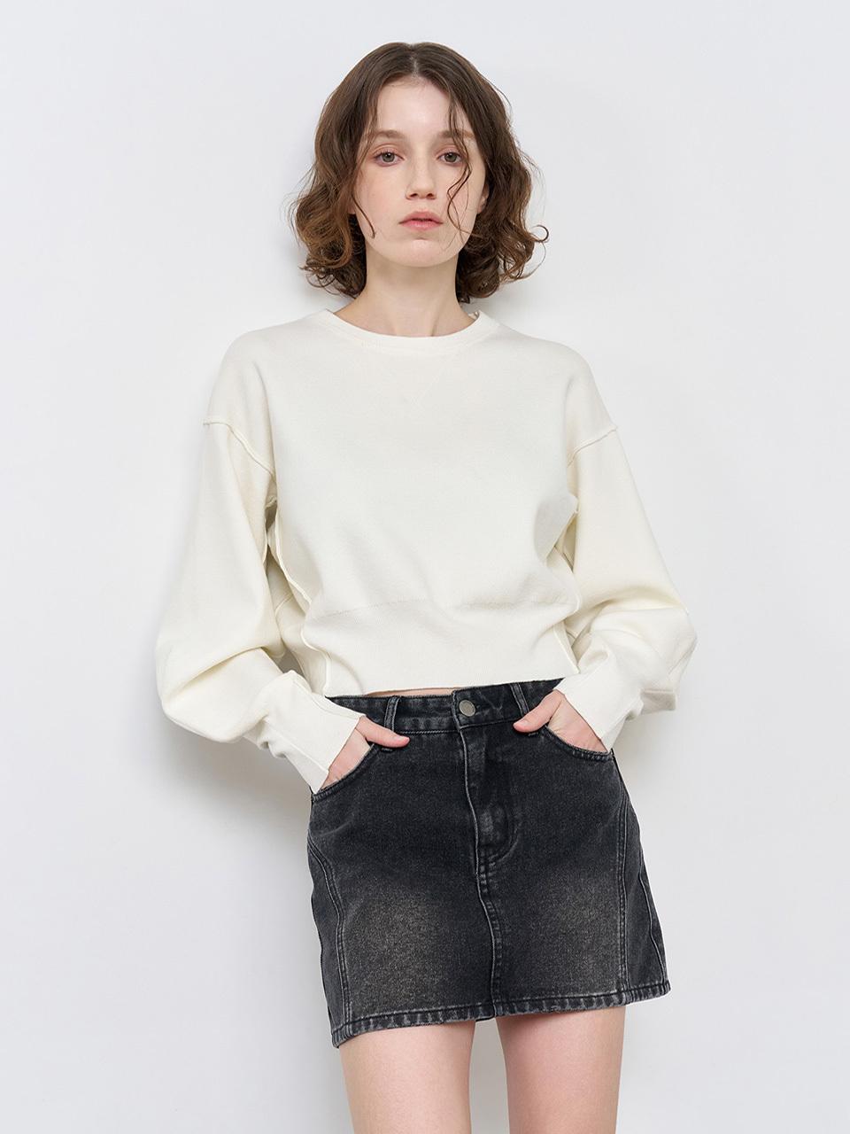 GENERAL IDEA Structured Semi-Cropped Knit Sweatshirt [beige] (WBE1L05505)