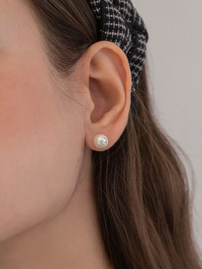 GETMEBLING Basic Pearl Earrings