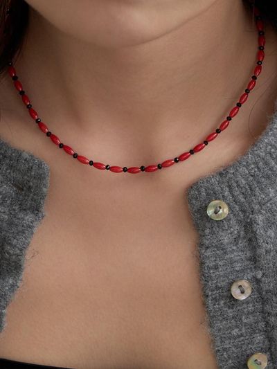 GETMEBLING IRREGULAR BERRY NECKLACE