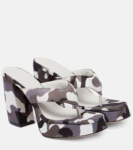 Gia Borghini Gia Borghini Gia 17 Uni camouflage platform thong sandals
