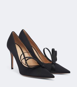 Gianvito Rossi Gianvito Rossi Bow-detail satin pumps