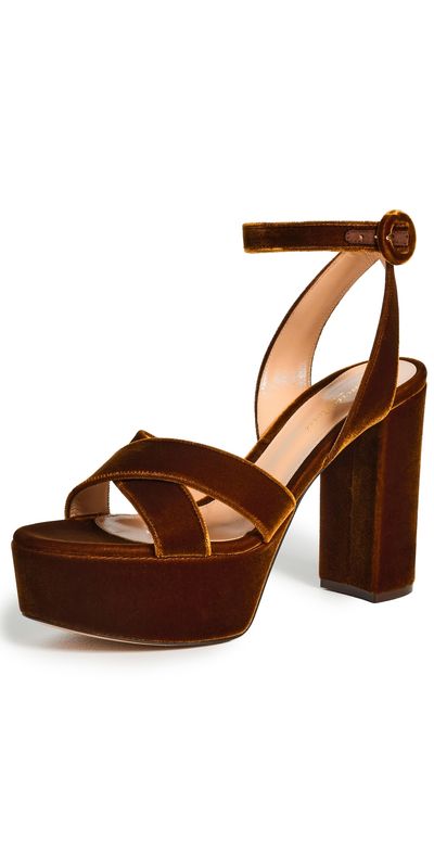 Gianvito Rossi Gianvito Rossi Sabrina Velluto Heels Brown