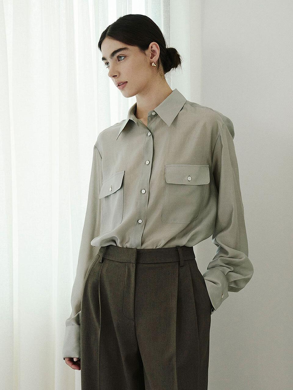 GIEMAR Tencel Oversized Foldable Sleeve Blouse [Green]