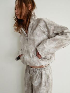 GIMMETHEYOUNG Roughe-Washed Leather Lightweight Pullover