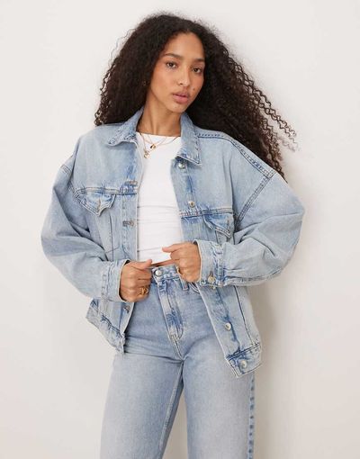 GINA TRICOT Gina Tricot denim oversized boyfriend jacket in light wash blue