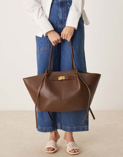 GINA TRICOT Gina Tricot faux leather medium tote bag with strap and clutch detail in dark brown