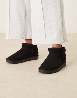 GINA TRICOT Gina Tricot faux suede boot slippers in black