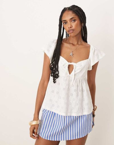 GINA TRICOT Gina Tricot front tie frill top in white