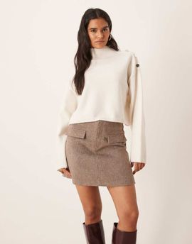 GINA TRICOT Gina Tricot hairy tailored mini skirt in heathered dark beige-Neutral