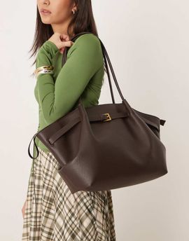 GINA TRICOT Gina Tricot large fold detail tote bag in brown-Black