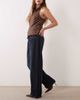 GINA TRICOT Gina Tricot mid waist barrel jeans in rinse wash blue - 2