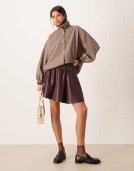 GINA TRICOT Gina Tricot mini PU skirt in burgundy-Red
