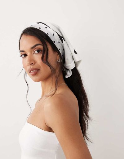 GINA TRICOT Gina Tricot square satin scarf in white and black polka dot-Multi