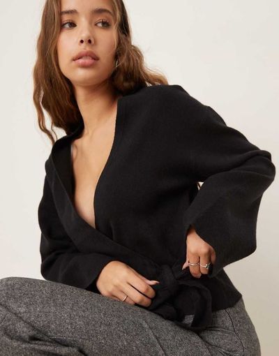 GINA TRICOT Gina Tricot v-neck knit wrap cardigan with wide sleeves in black