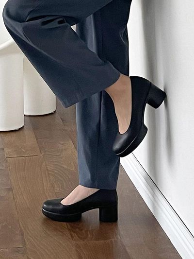 GISSE Natural Leather Block Heel Cushioned Pumps (GIS-43208)