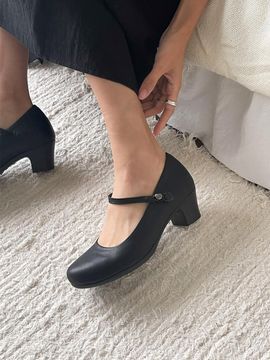 GISSE Natural Leather Two-Way Mary Jane Pumps (GIS-42298)