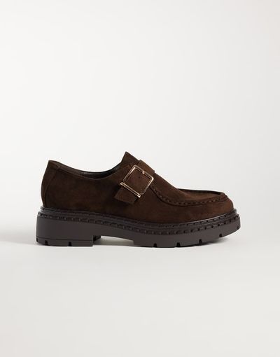 Glamorous Glamorous derby shoes with buckle in chocolate suedette-Brown