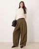 Glamorous Glamorous oversized baggy fit knit sweater in ecru-White - 2