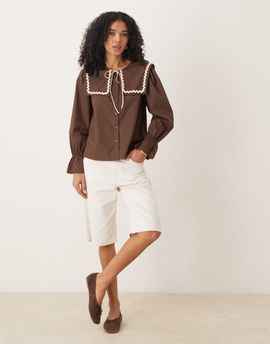 Glamorous Glamorous poplin shirt with square collar in brown with buttermilk contrast stitching and tie