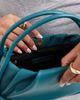 Glamorous Glamorous top handle grab bag in teal-Green - 4