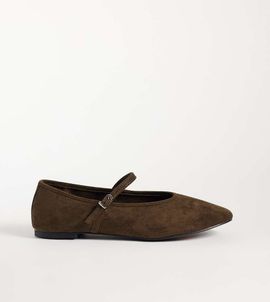 Glamorous Wide Fit Glamorous Wide Fit slingback kitten heel shoes in brown suedette