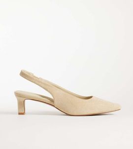 Glamorous Wide Fit Glamorous Wide Fit slingback kitten heel shoes in cream suedette-Neutral