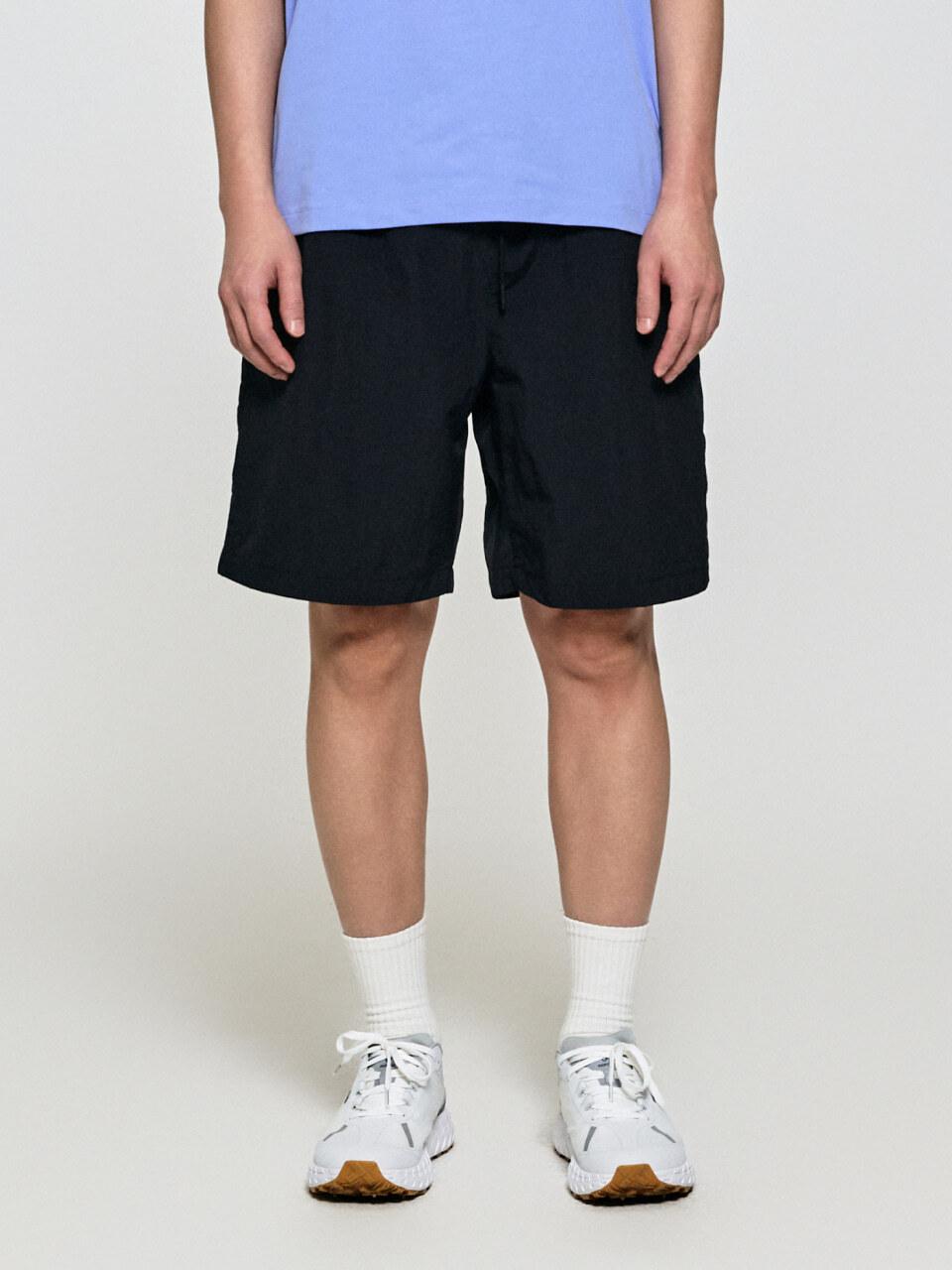 GOALSTUDIO Essential Small Logo Ripstop Nylon Shorts [Black]