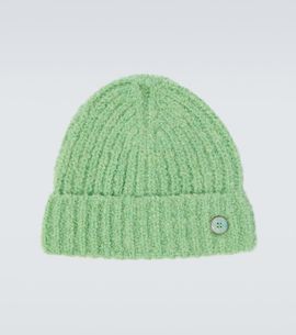 God's True Cashmere God's True Cashmere BouclÃ© cashmere beanie with emerald