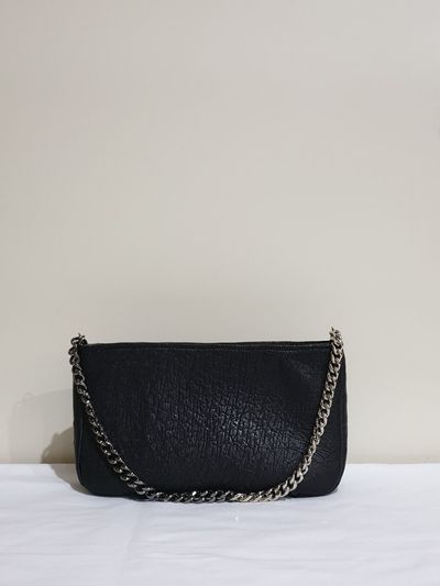 GONI atelier Chain Clutch Bag_Black