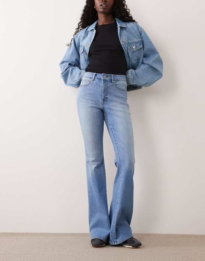 Good American Good American good legs flare jeans in mid light blue wash