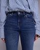 Good American Good American good waist low rise boot cut jeans in mid blue wash - 4