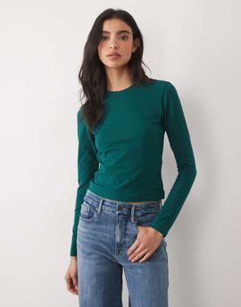 Good American Good American long sleeve baby tee in forest green