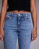 Good American Good American low rise boot cut jeans in mid blue wash - 4