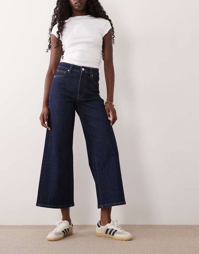 Good American Good American palazzo high rise crop jeans in dark blue wash