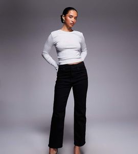 Good American Good American Petite never fades straight leg jeans in black