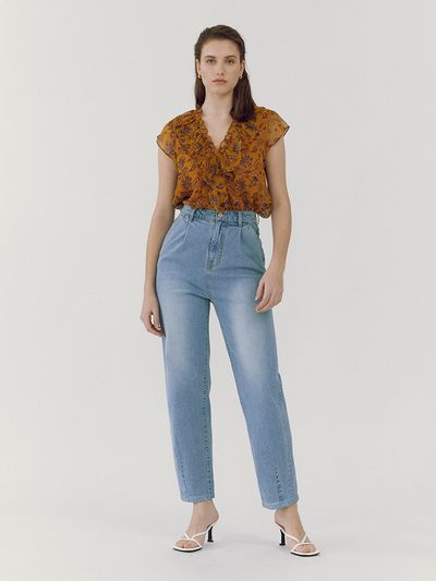 GOODDEN Boyfriend Pin Tuck Jeans - Light Blue