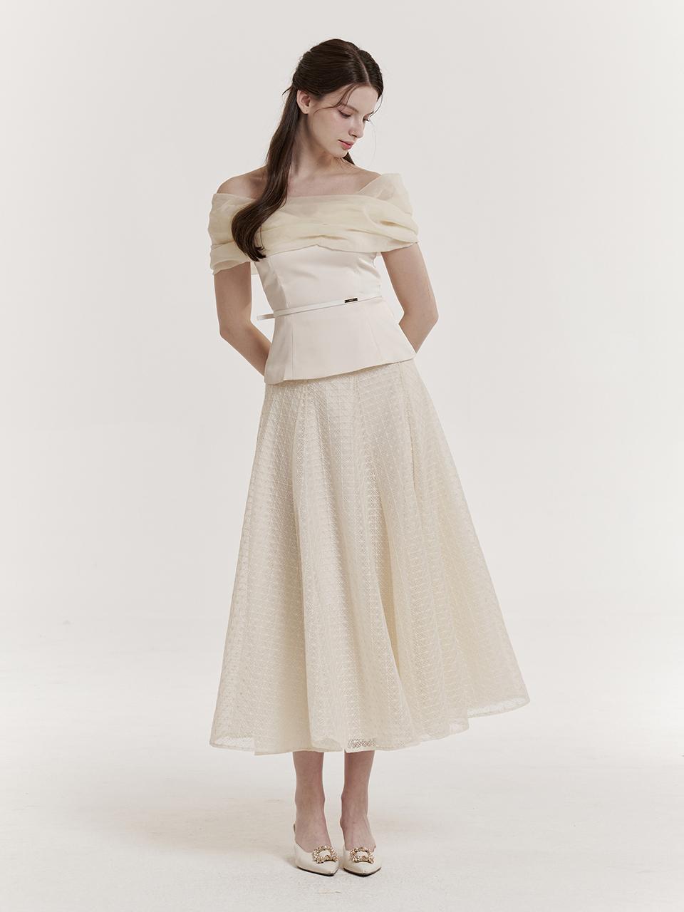 GRACE U Lace Slim Fit Flare Skirt [Cream]