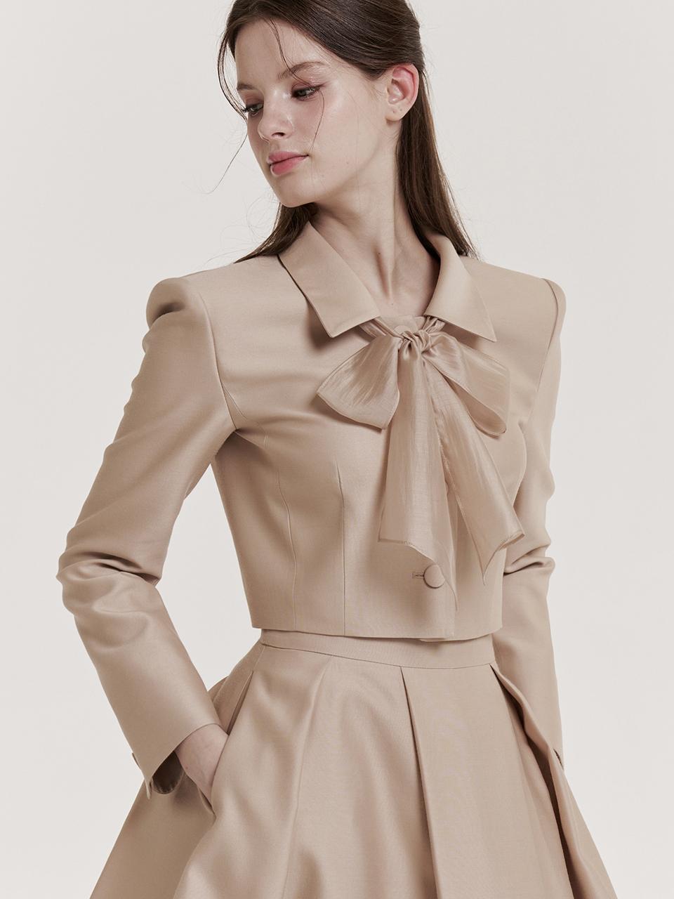 GRACE U Silk Cropped Single-Button Jacket [Beige]