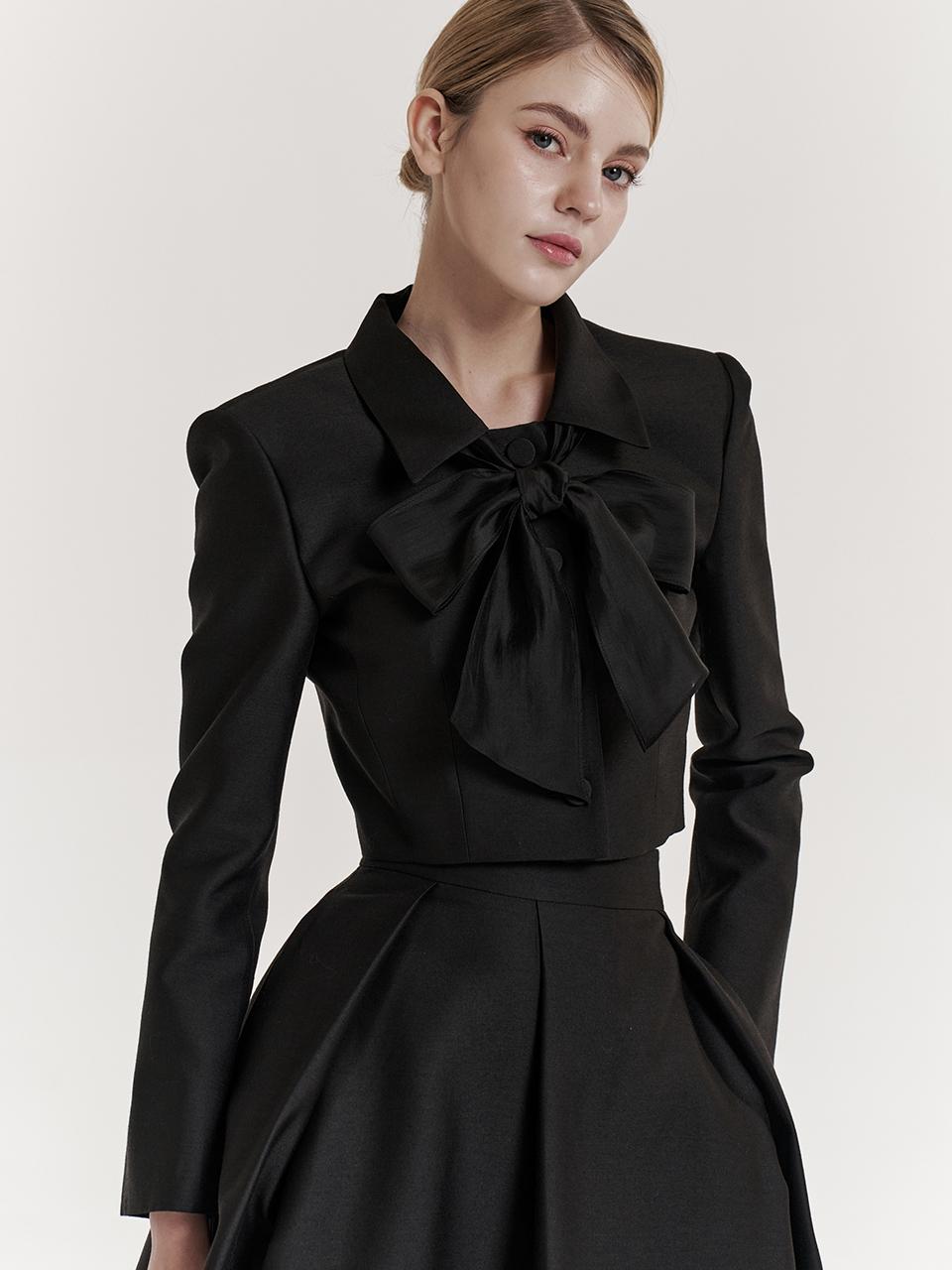 GRACE U Silk Structured Single-Button Cropped Jacket [Black]